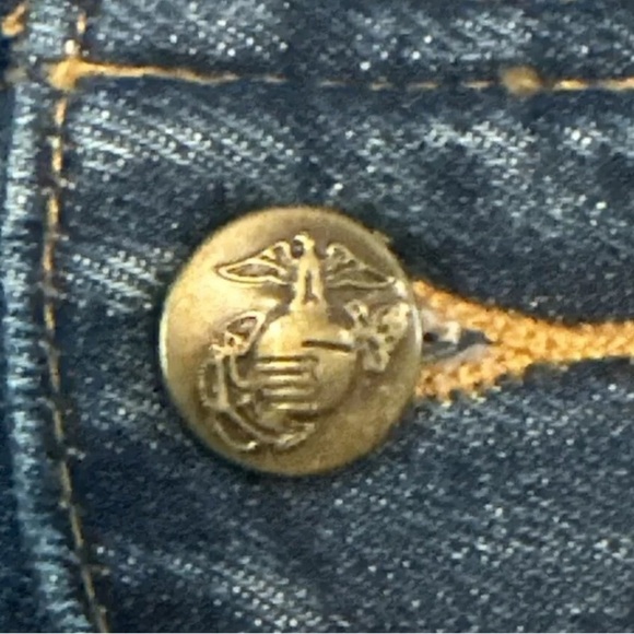 The Bradford Exchange USMC Marines Themed Jean Jacket Wearable Art Medium EUC - Picture 5 of 5